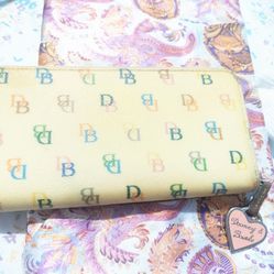 Dooney & Bourke Vintage Wallet