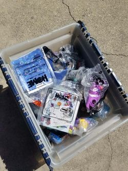 Tengo una caja de juguetes nuevos