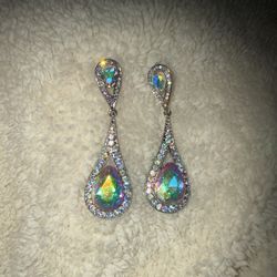 Iridescent Teardrop Earrings with large teardrop-shaped clear rhinestones NEW