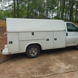 2017 Chevy Express 3500