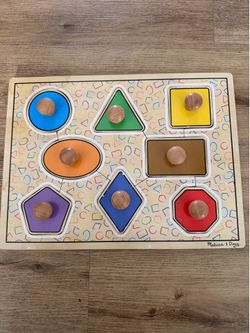 Melissa and Doug peg puzzle