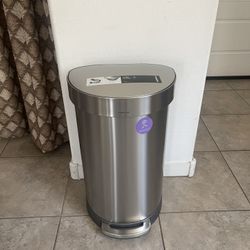 simplehuman 45 Liter/ 12 Gallon Semi-Round Hands-Free Step Trash Can, Brushed