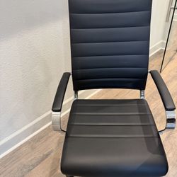 High Back Office/Conference Chairs (4)
