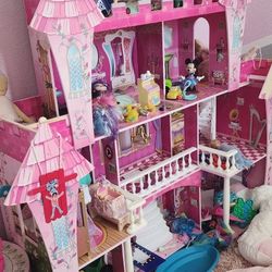 House. Doll House For Girls