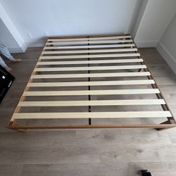 Wood Bed Frame - Size King