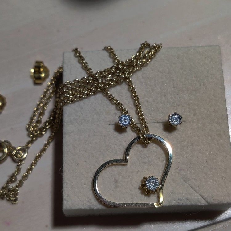 Diamond Set Necklace And Stud Earrings 
