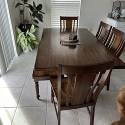 Solid Wood Dining Table W/ 4 Chairs 