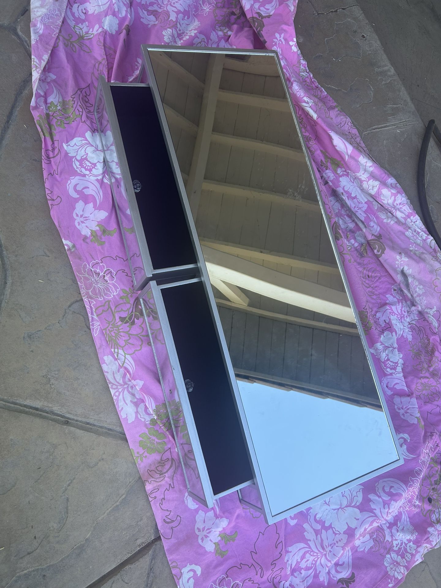 Mirrored Vanity Project Top