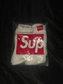 Supreme/Hanes Crew Socks, White, Size 6-12
