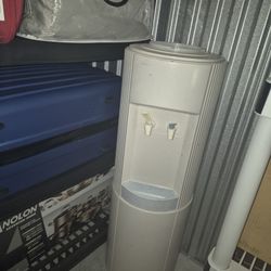 Water Cooler/ Dispenser