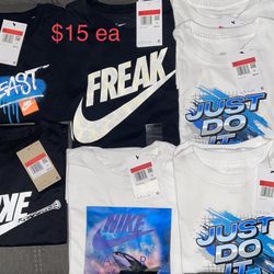 Boys Nike Tee-Large