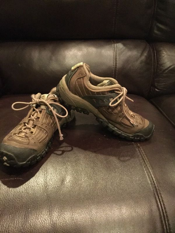 Hiking shoes Timberland performance size 7 Mens or 8 1/2