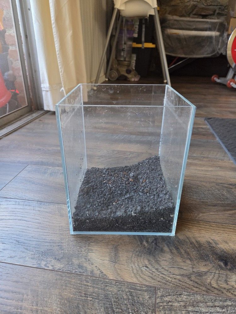 UNS Rimless Aquarium