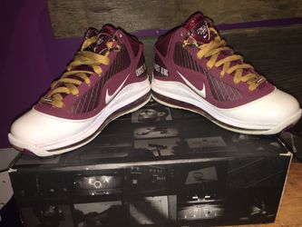 Lebron James (7) Chris is King size 7