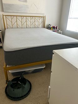 Queen bed frame gold with extra slats