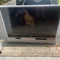 Panasonic tV 