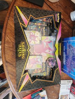 Shiny Crobat V Collectors Box Shining Fates Pokemon Cards