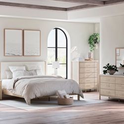 Bedroom Set Two-Tone Queen