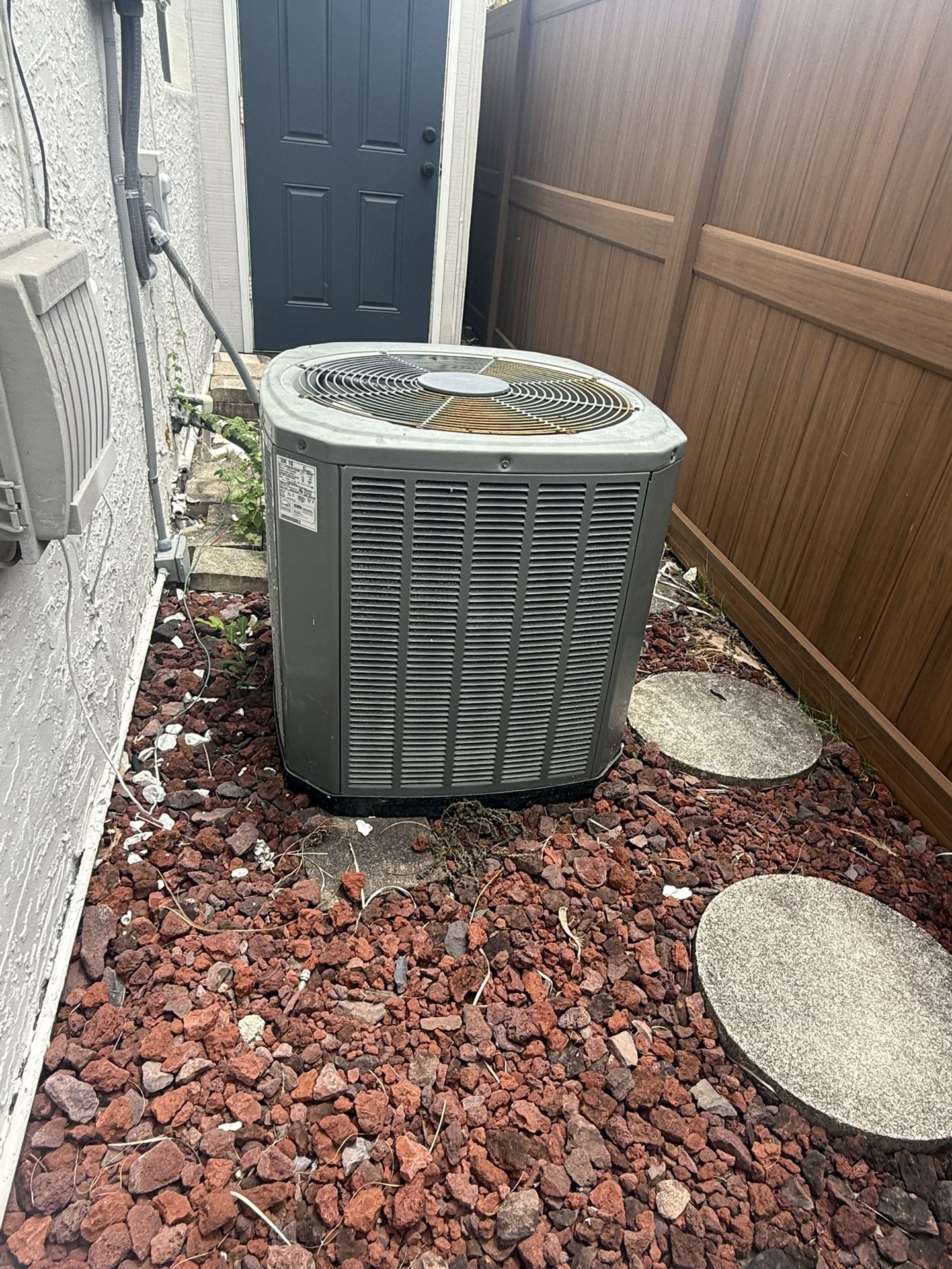 Ton TRANE Condenser and Air Handler