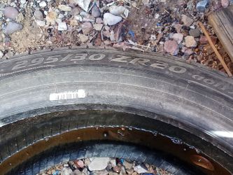 Tire 295/30/ZR20