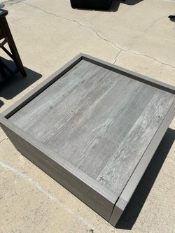 Coffee table with storage