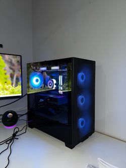 Custom PC built by Phocus Labs