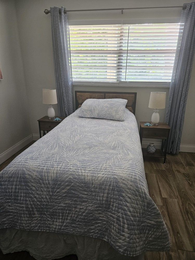 Twin Bedroom Set