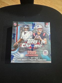 2025 Topps NFL Chrome Football Trading Card Mega Box