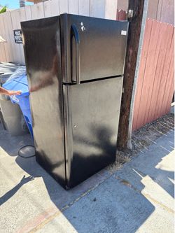 Free fridge works