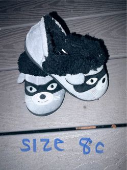 Kids Raccoon Slippers Size 8C
