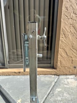 Recoil Compact Roll-Up Traffic Sign Stand - with Latch Bracket