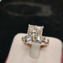2.0 Ct Diamond 💎 Engagement Ring