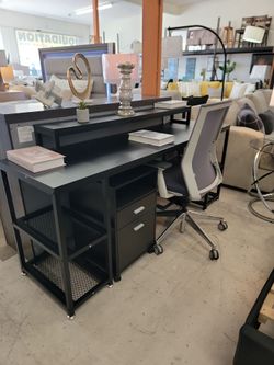 3pcs desk LAST ONE FLOOR SAMPLE