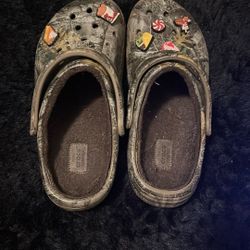 Camo Crocs Men’s Size 7 
