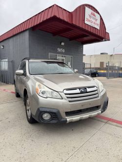 🚗 2014 Subaru Outback 2.5i Limited AWD - Sharp & Reliable!