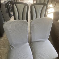  4 Dining Room Chairs 