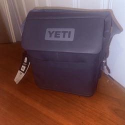 YETI BAG BRAND NEW