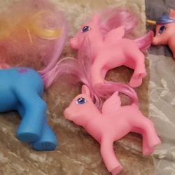 My Little Pony Lot Of 4 Different Colors And Sizes