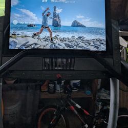 Nordic Track 32xi Treadmill