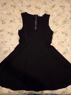 Black dress size medium
