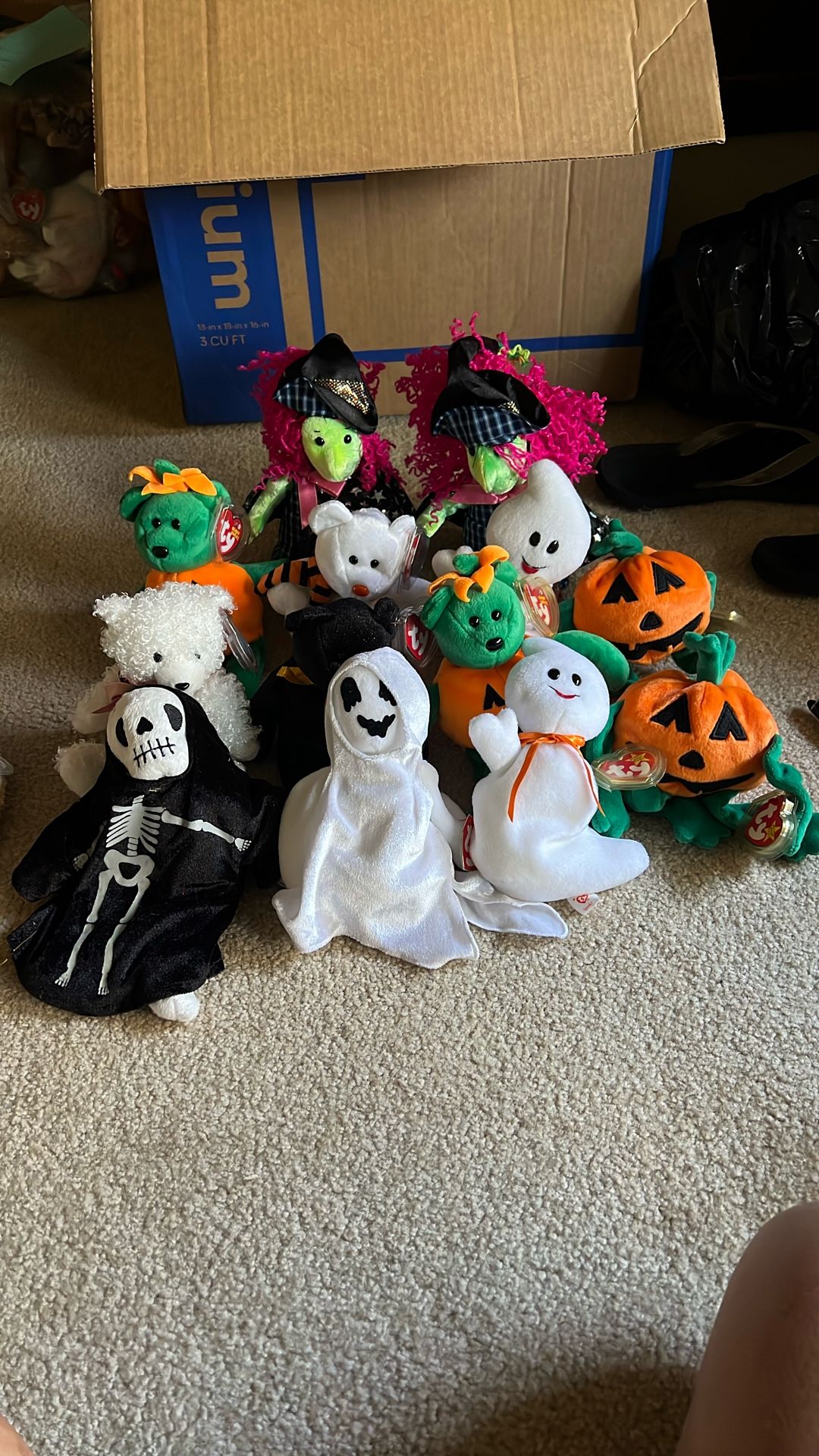 Lot Of Halloween And Xmas Beanie Babies