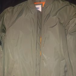 Old Navy Jacket  Size M  (30$)