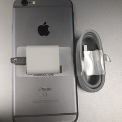 Factory unlocked apple iphone 6s 32gb Sold with store warranty 