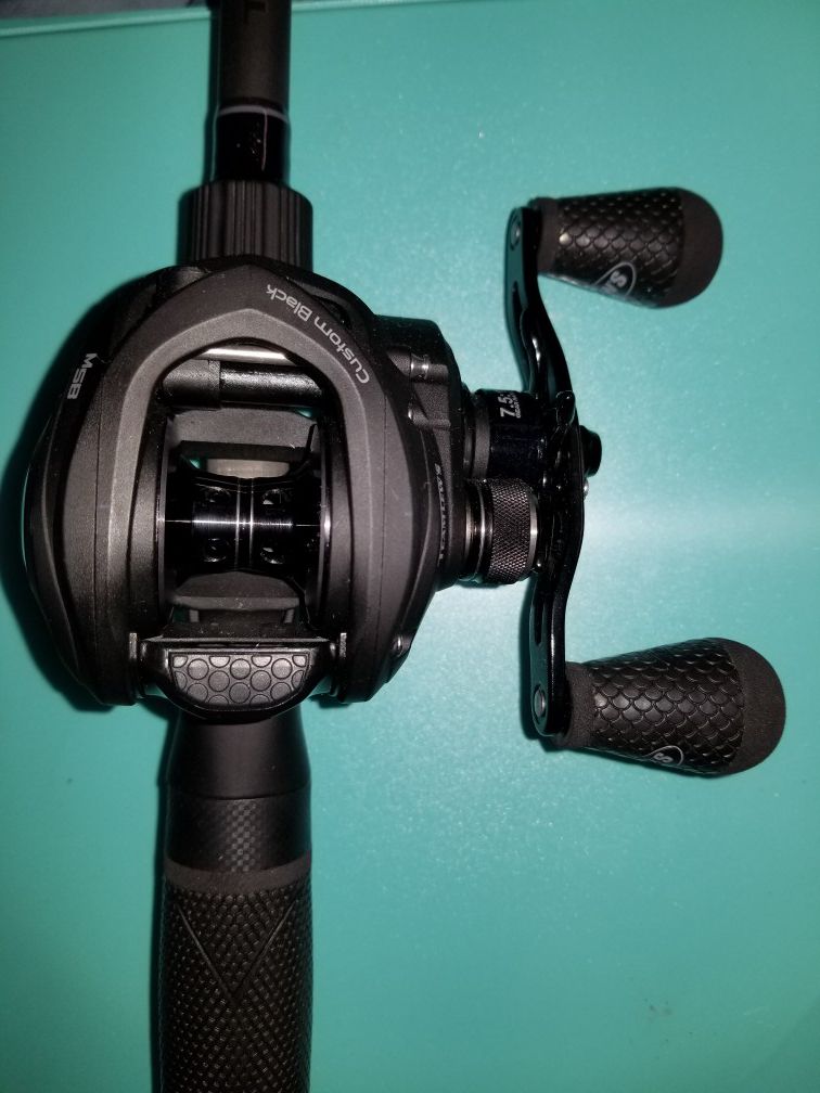 Team lews custom black speed stick Baitcasting fishing rod and reel combo  for Sale in Anaheim, CA - OfferUp