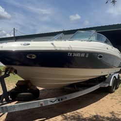 2004 Chaparral 230 SSI