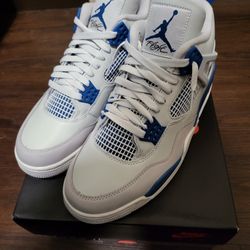 JORDAN 4 MILITARY BLUE SZ 10.5 (NEW)