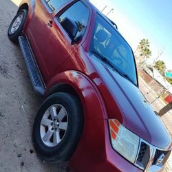 Nissan Pathfinder 2010