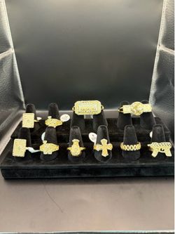 Gold-Tone Fashion Rings Lot of 9