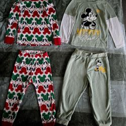 Boys Mickey Mouse outfit bundle (2 sets) size 3T