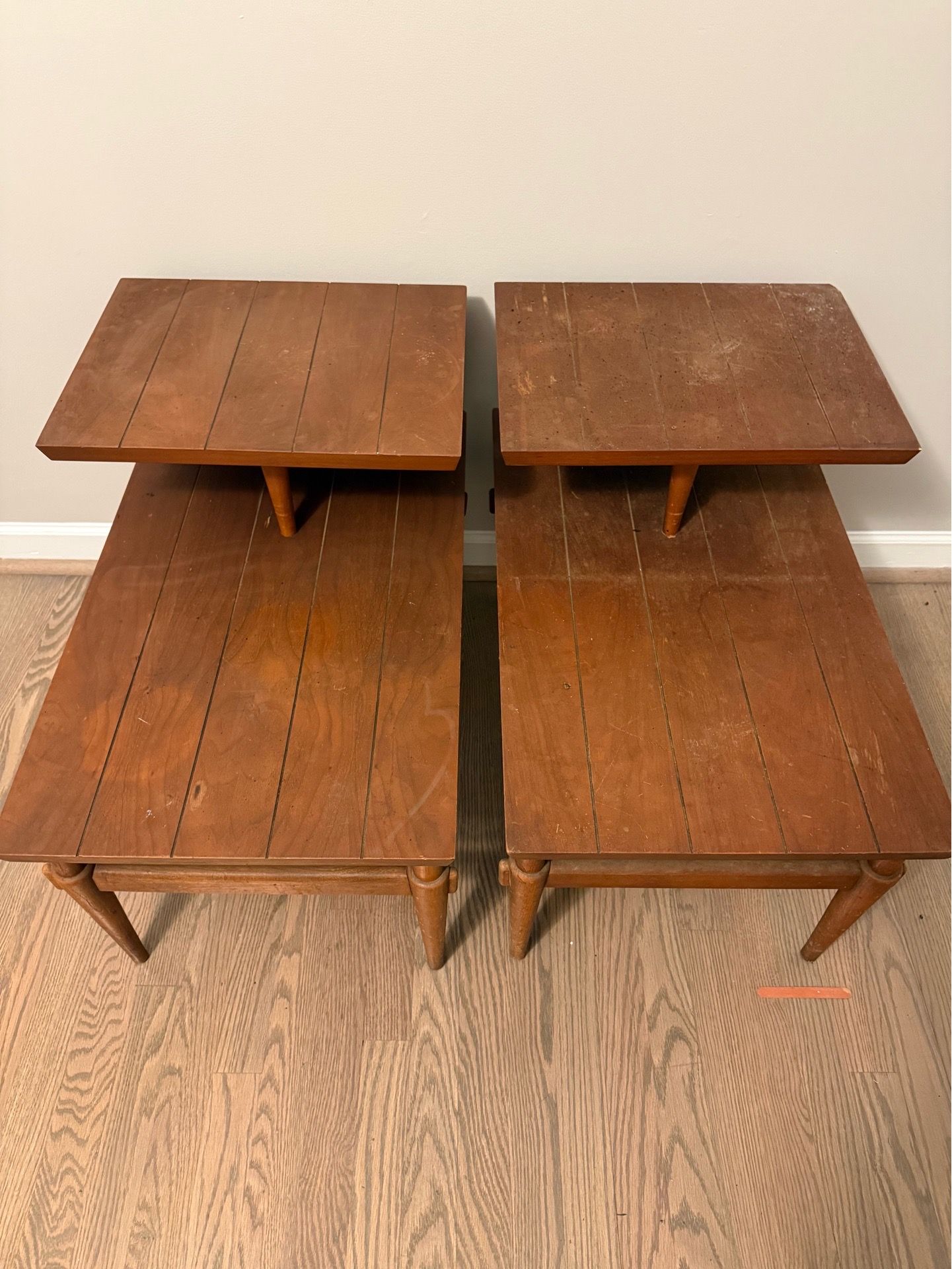 Vintage End Tablea